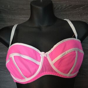 NWOT Dirty Pretty Things Pink and White Women's Bra.  34D